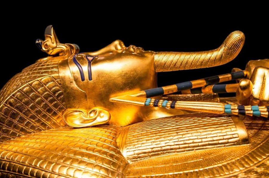 Luxor: Private Full-Day Customized Tour With Carriage Ride - Valley of the Kings Area: Royal Tombs, Real Constraints