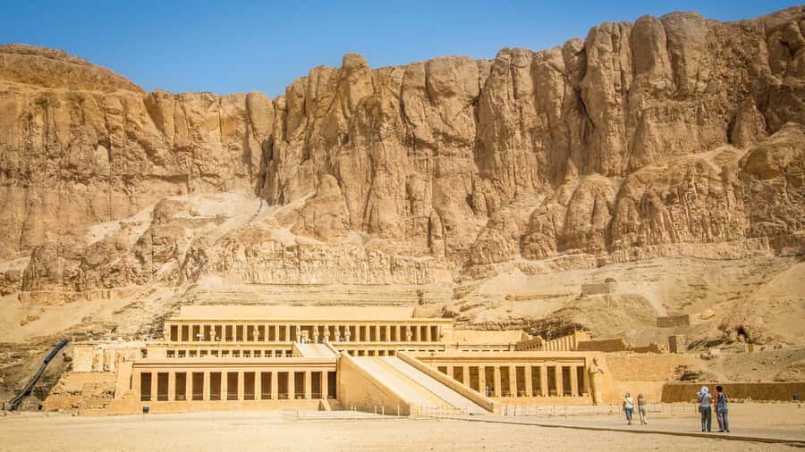 Luxor: Private Full-Day Luxor Highlights Tour with Pickup - Luxor Temple: finishing the loop with Amenhotep III and Ramses II