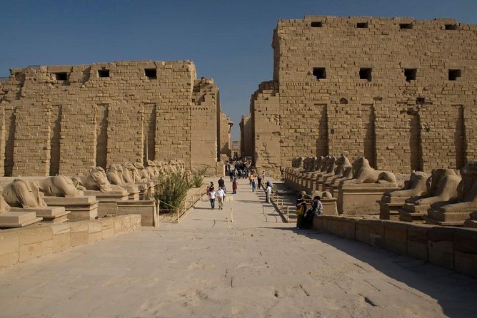 Luxor Private Full-Day Tour: Discover the East and West Banks of the Nile - Luxor Temple: Closing the Loop on Amunhotep III and Ramesses II