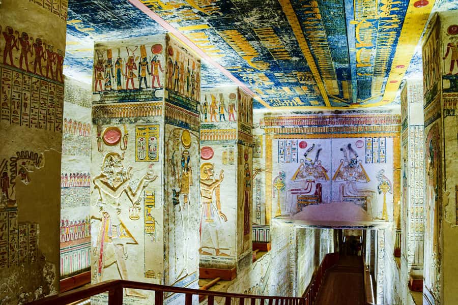 Makadi Bay: Luxor Private Tour Kings Valley and Hatshepsut - Valley of the Kings: tomb country and how to make it worth the effort