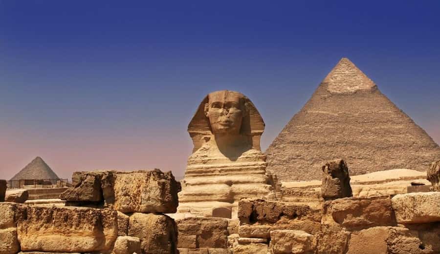 Marsa Alam: Ancient Cairo & Giza Pyramids Day Trip by Plane - Giza Pyramids and the Great Sphinx With Real Context
