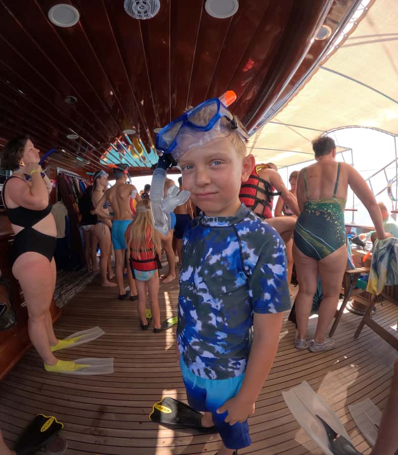 Marsa Alam: Pirates Premium Boat to turtle bay with lunch - Photo stops and the pace of the return cruise