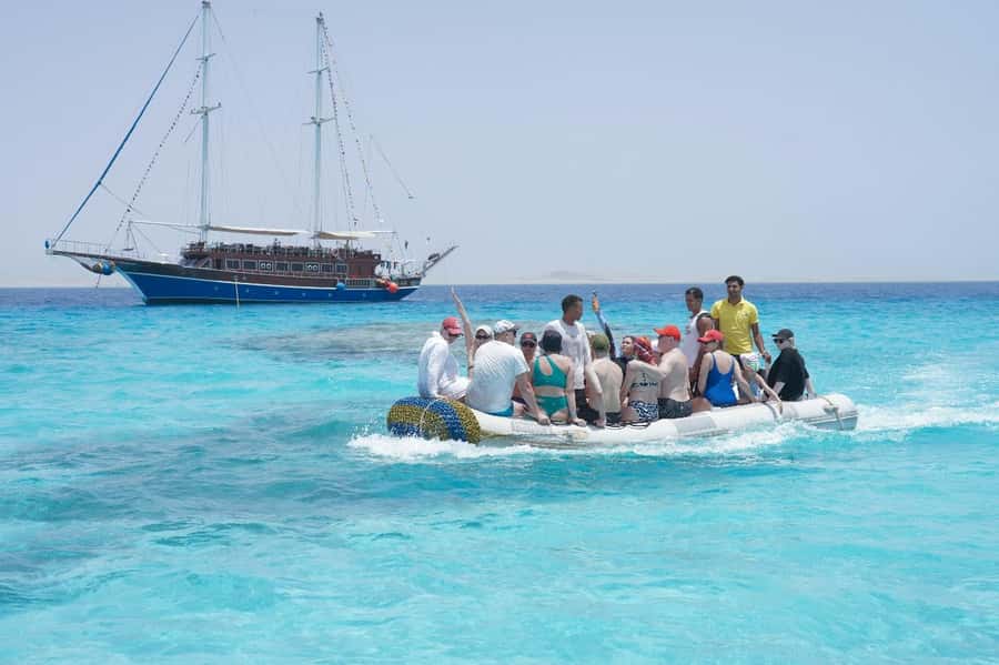 Marsa Alam: Pirates Premium Boat to turtle bay with lunch - Price and value: is $100 per person fair for two snorkel stops?