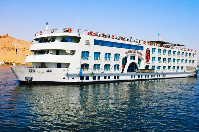 Nile Cruise 2 Nights from Aswan to Luxor with Hot air Balloon - Day 3: The Luxor hot air balloon sunrise, plus temples by car