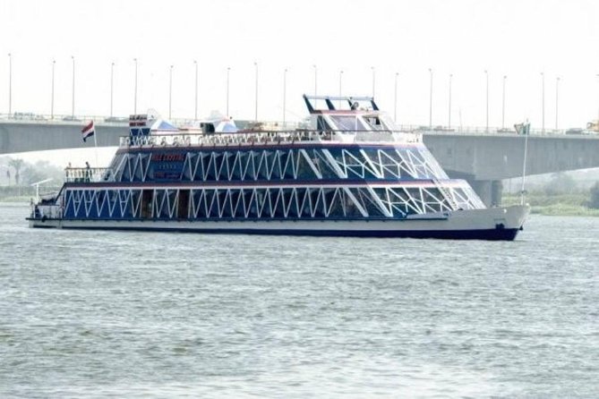 Nile Cruise Dinner in Cairo - The show schedule: dervishes and belly dancers