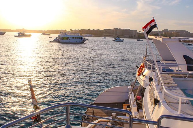 Orange Bay Island - Hotel Pickup and the Marina Ride: the comfort matters
