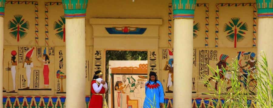 Pharaonic Village Day tour in Cairo - Entering the Village: A Guided 2-Hour Visit of Crafts and Live Demonstrations