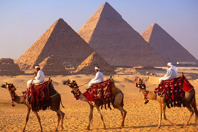 Private 2 Hours Camel Ride at Pyramids of Giza From Cairo - What Extra Stops Might Pop Up With Your Guide