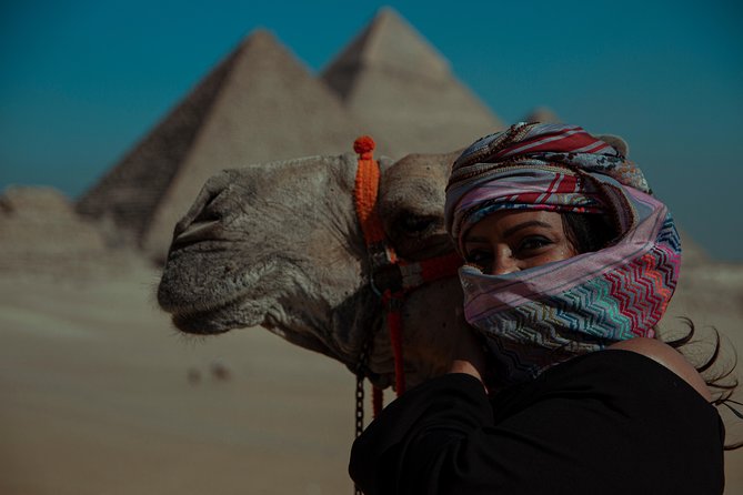 Private 2 Hours Camel Ride at Pyramids of Giza From Cairo - Guide Quality and Checkpoint Help That Actually Matters