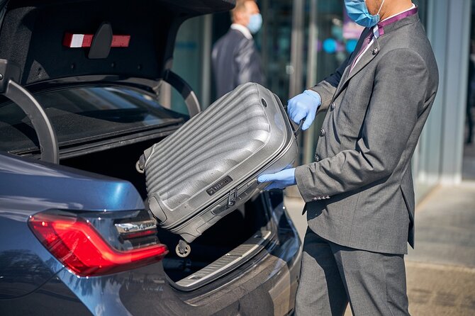 Private Airport Transfer in Cairo - What You Actually Do at Cairo Airport Exit Door