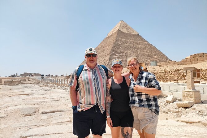 PRIVATE ALL INCLUSIVE Giza Pyramids,Sphinx,Camel&Inside Pyramid - Stop 3: Khafre’s pyramid, causeway, and where the process shows up