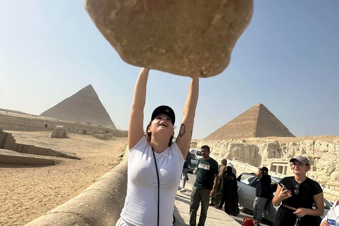 Private Cairo Highlights Tour (Pyramids, Grand Museum and Bazaar) - Giza Plateau: Pyramids, Sphinx, and a Camel Ride Moment