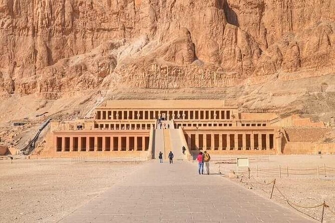 Private Day from Cairo to Luxor by plane with hotel,balloon,west,east and lunch - Price and Value: What $330 Includes, and What Entrance Fees Mean in Practice