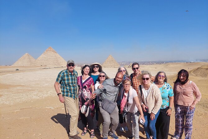 Private Day Tour to Giza Pyramids, Saqqara, and Memphis - Giza Pyramids: what you’ll actually do at the Sphinx area and around the pyramids