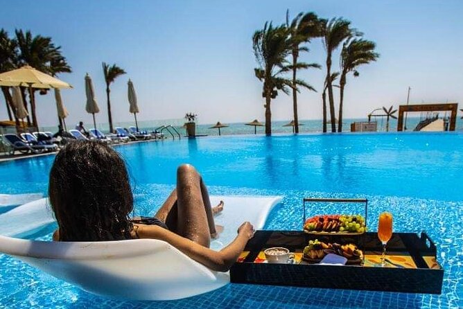 Private Day Tour To Red Sea included Lunch from Cairo & Giza - Lunch by the sea, plus fresh juice and bottled water