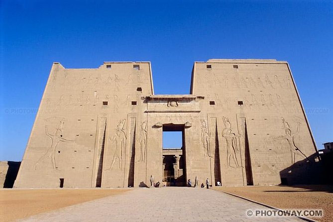 Private Day Trip To Kom Ombo And Edfu Temples From Aswan - Getting going from Aswan: what early pickup changes