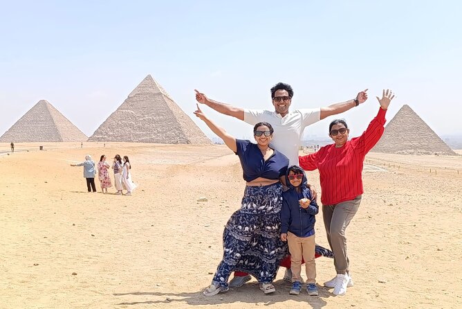 Private Giza Pyramids and Egyptian Museum Tours - Private Vehicle Timing: How the Day Fits Together
