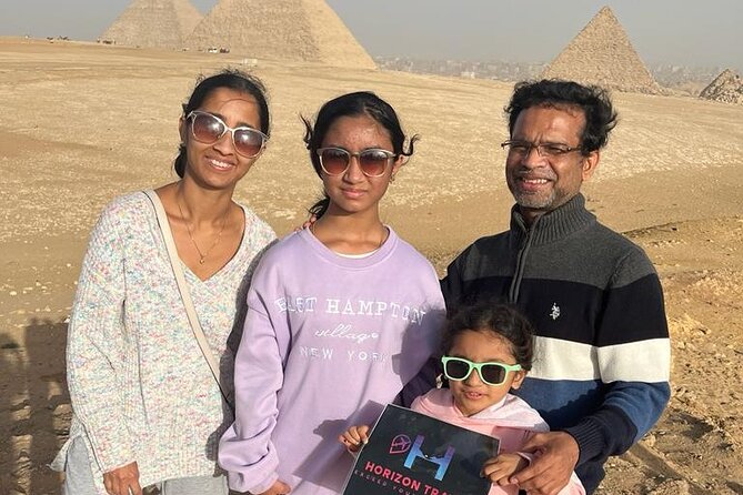Private Giza Pyramids and Sphinx tour - Hotel pickup and the drive into Giza comfort