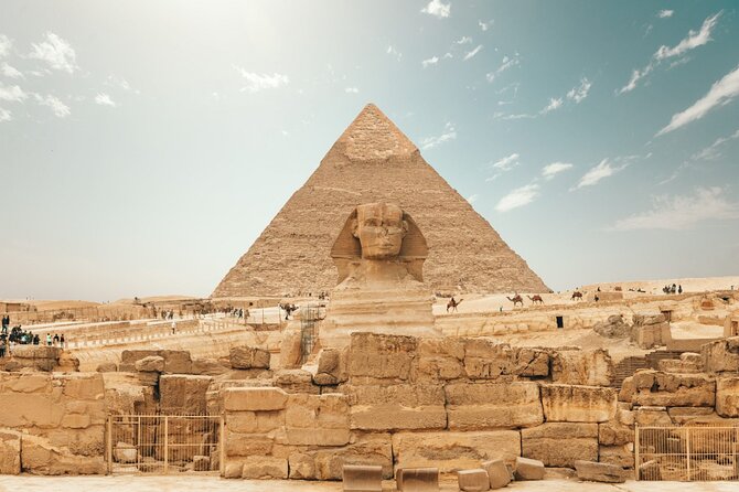 Private Giza Pyramids & Sphinx Day Tour with Lunch from Cairo - Guide quality makes or breaks Giza, so here’s what to look for