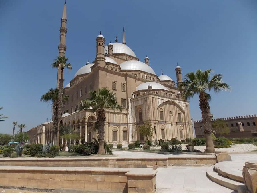 Private Half Day Tour To Islamic Cairo - Al-Azhar Mosque, learning in real time