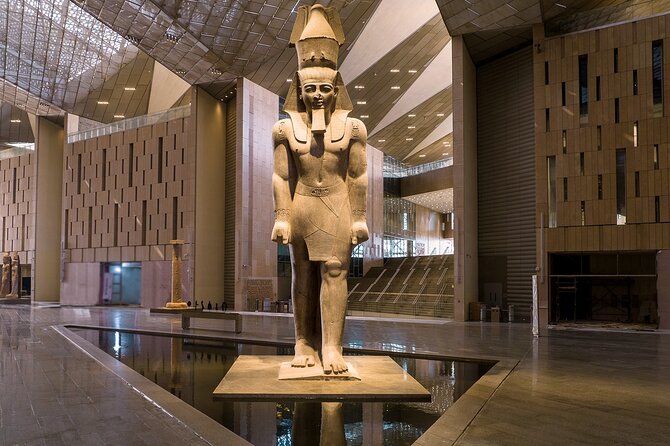 Private Journey :Grand Egyptian Museum & Giza Pyramids - Giza Plateau: the Great Pyramid and the Sphinx viewpoint loop