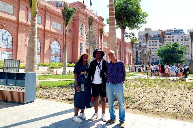 Private Tour: Giza Pyramids & Cairo Museum & Bazaar(All included) - Getting picked up and staying comfortable all day