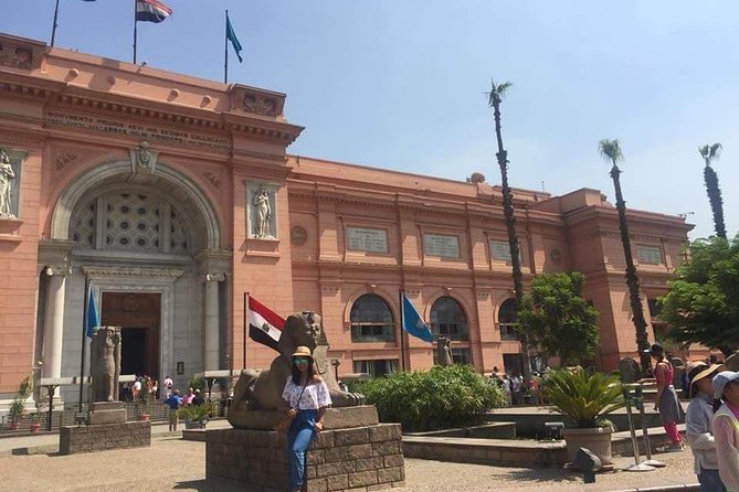 Private Tour Giza pyramids, Sphinx and Egyptian Museum with Expert guide - Why the guide and driver quality really matters