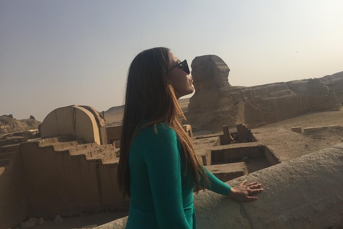 Private Tour Giza Pyramids,Sphinx, Sakkara ,Dahshur Pyramids,Lunch and Camel - Lunch plus bottled water and snacks: plan for real-world Egypt heat