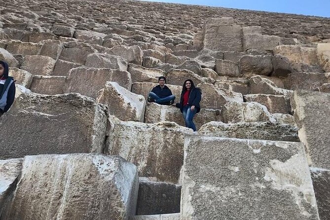 Private Tour to Giza pyramids & Grand Museum from Alexandria Port - Lunch stop: one small comfort that saves the day