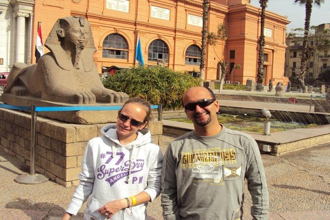 Private Tour to Pyramids, Egyptian Museum & Khan El Khalili - Hotel pickup, modern vehicle, and a private setup
