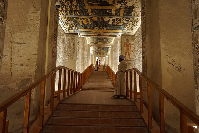 Private Tour To West Bank A - Who this private West Bank tour fits best