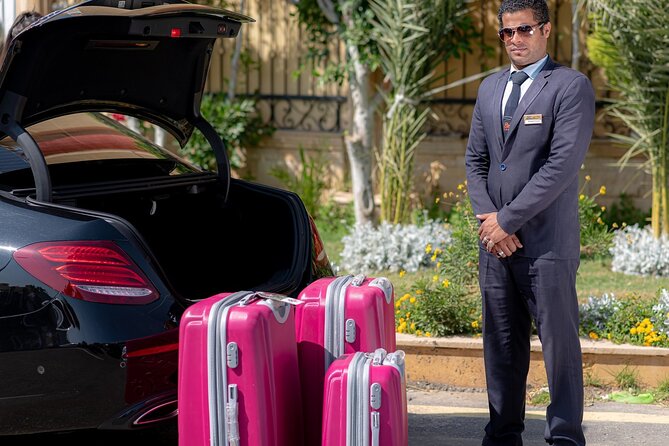 Private Transfer from Hurghada Airport to anywhere in Hurghada - Private vehicle options: sedan for 3, minivan for 5