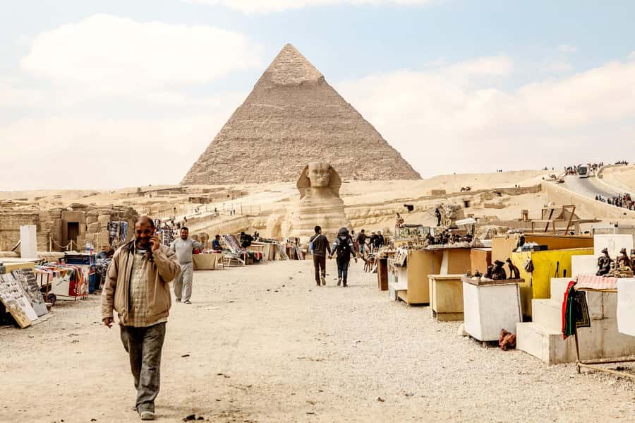 Pyramids of Giza and Great Sphinx: Private Half-Day Tour - Hotel pickup to Giza Plateau: the less-stress part