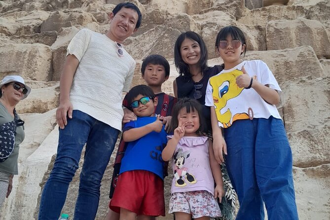 Pyramids of Giza , Memphis , Saqqara , Lunch Guided Private Trip - Giza at last: pyramids, Great Sphinx, and valley temple views