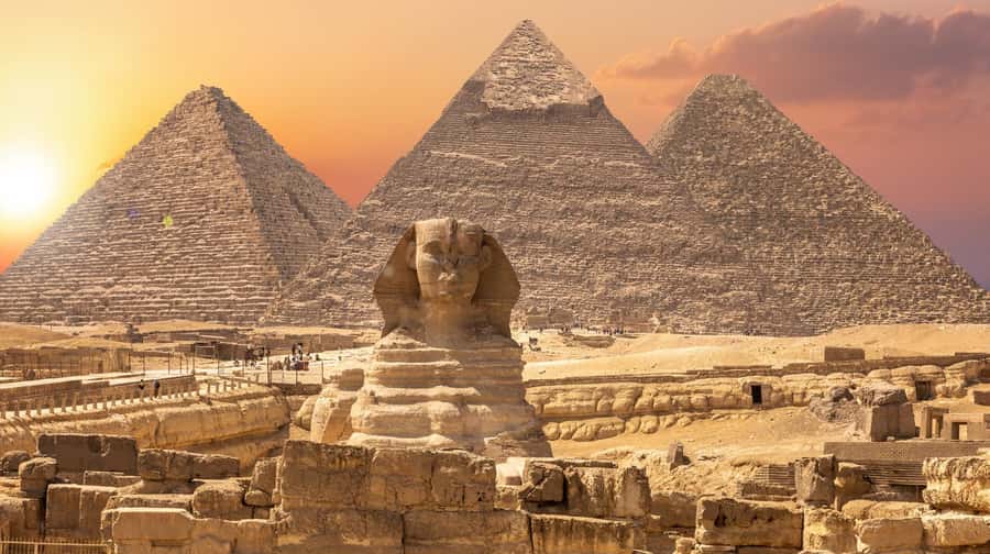 Red Pyramids Full Day Tour From Cairo - A tight circuit of pyramids and cities