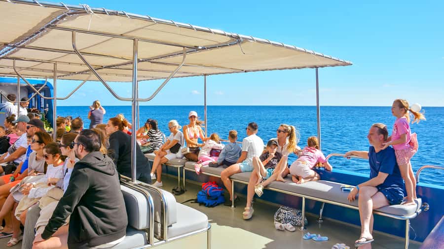 Safaga/Makadi Bay: Panorama Submarine with Snorkeling Tour - Snacks, water, and the photo reality check