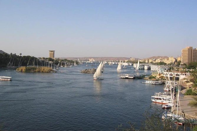 Sail Through Time:Unforgettable Felucca Ride on the Nile in Aswan - Crew and communication: what quality feels like on the water