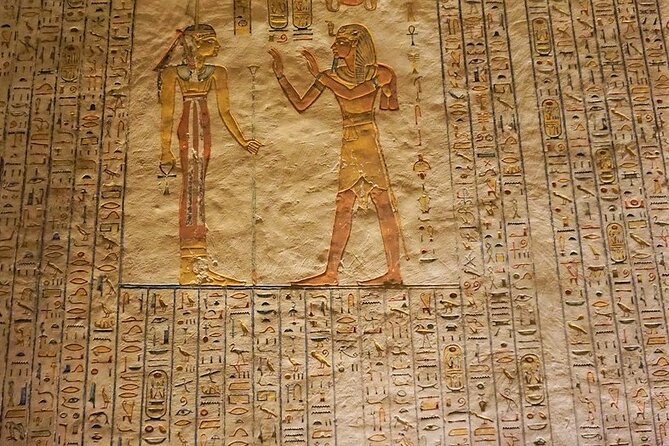 Shared Day Tour to Valley of the Kings, Hatshepsut ,Memnon &lunch - Hatshepsut at Deir el-Bahari: the terraces do the talking