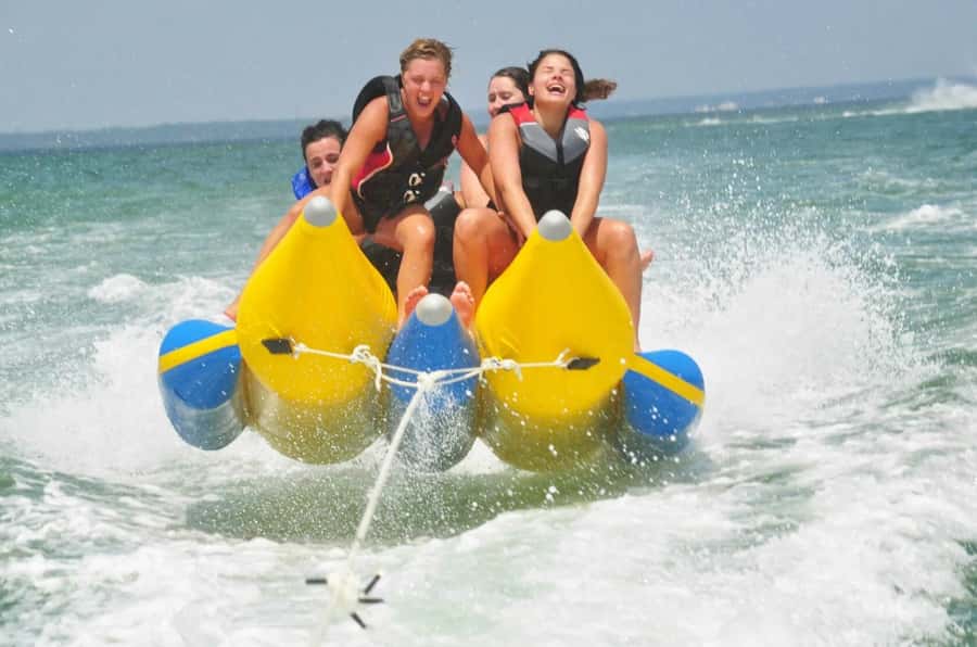 Sharm: Banana, Sofa Boat or Parasailing watersports & pickup - Sharm El-Sheikh pickup and the shared bus ride, what to expect