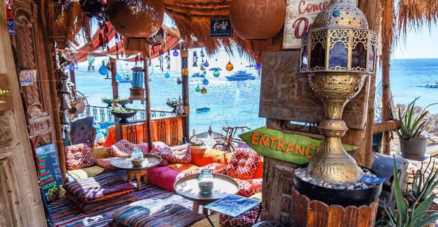 Sharm El-Sheikh: Cafe & restaurant - Farsha or New Panorama - Getting there: hotel transfers, timing, and why it affects your night