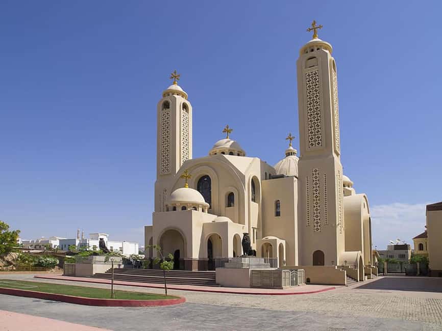 Sharm El-Sheikh: City Tour with Optional Seafood Meal - What to bring for an easy day