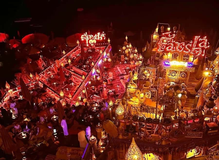Sharm el Sheikh: Farsha Cafe & Soho Square Night Out Driver - Soho Square After Dark: Shopping, Food Choices, and Where the Fun Is