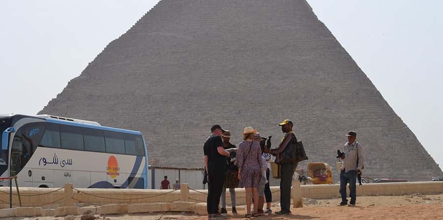 Sharm El Sheikh: Great Pyramids, Sphinx, Museum Tour by Bus - Khan al-Khalili shopping time: fun, fast, and full of strong opinions