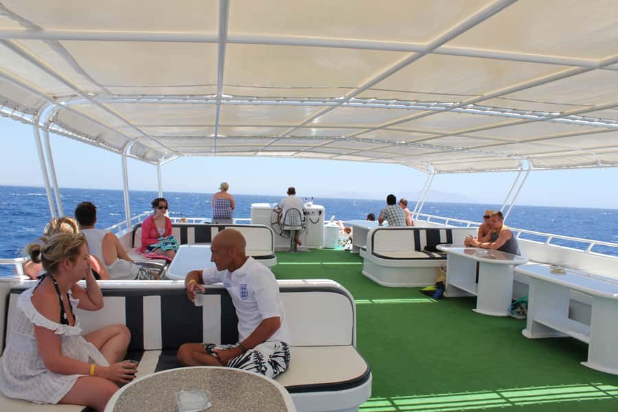 Sharm El-Sheikh: Luxury Ras Mohammed & White Island Cruise - White Island: the beach break and why it works for non-swimmers too