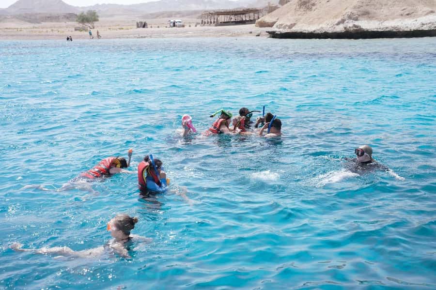 Sharm El Sheikh: Ras Mohamed Cruise with Snorkeling & Lunch - Lunch On Board: When the Food Actually Helps
