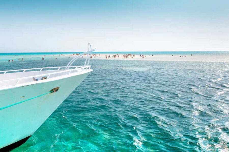 Sharm El-Sheikh: Ras Mohamed & White Island Snorkeling Trip - On board the yacht: comfort, facilities, and the real drink situation