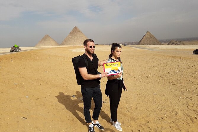 small group trip to Cairo from Hurghada - Giza Plateau time: Cheops, Chephren, Mykerinos in one sweep