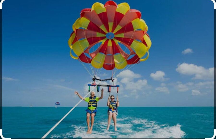Speedboat,Parasailing, Snorkeling & Piece Of Paradise Island - Speedboat ride across the Red Sea, what it feels like