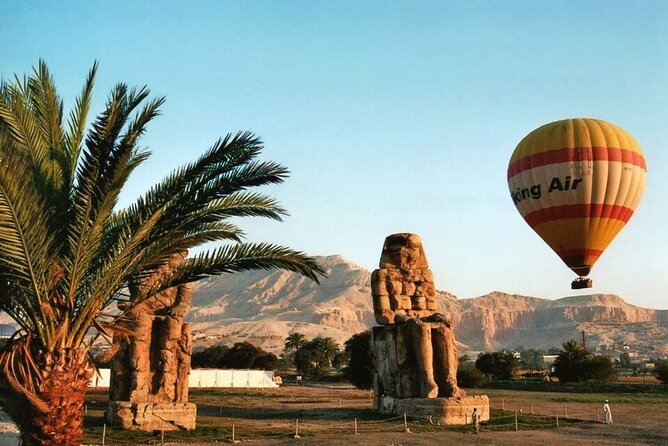 Sunrise Hot Air Balloon Over the Historical sites in Luxor - Pilots, crews, and what you can learn from good balloon teams