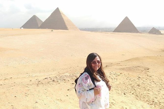 Top rated Giza Pyramids and Sphinx Tour from Cairo Airport - Great Sphinx and Valley Temple ruins: what you should look for